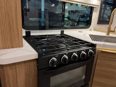 2027 Thor Motor Coach Chateau photo 14