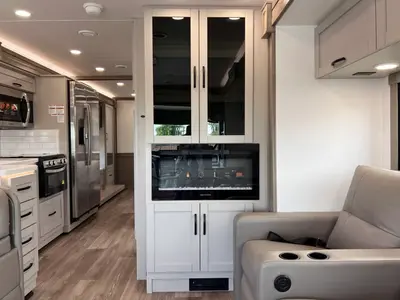 2027 Entegra Coach Vision XL photo 10