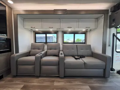2027 Entegra Coach Vision XL photo 7