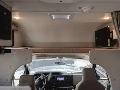 2027 Thor Motor Coach Chateau photo 4