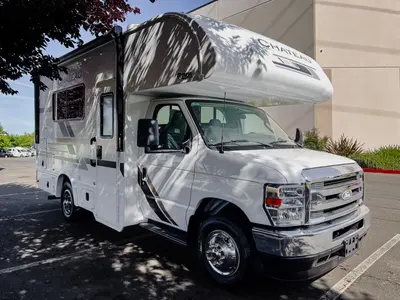 New 2027 Thor Motor Coach Chateau 19X