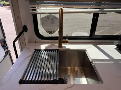 2027 Thor Motor Coach Chateau photo 13
