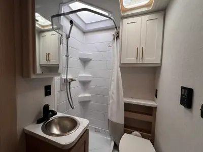 2027 Thor Motor Coach Chateau photo 18