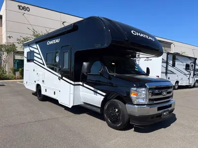 New 2027 Thor Motor Coach Chateau 25Z