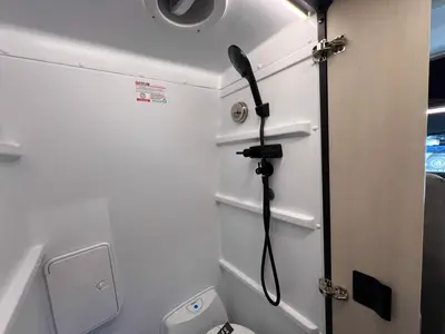 2027 Tiffin Motorhomes GH1 photo 14