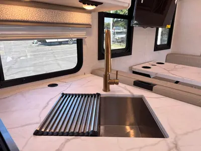 2027 Thor Motor Coach Chateau photo 13