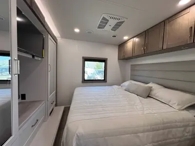2027 Entegra Coach Vision XL photo 22