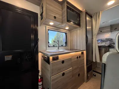 2027 Winnebago Ekko photo 9