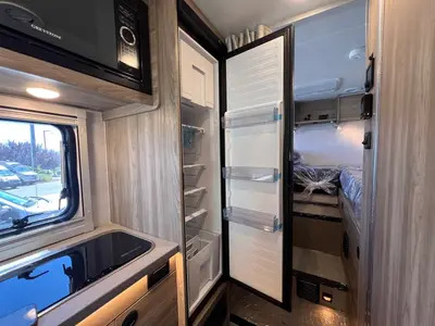 2027 Winnebago Ekko photo 13