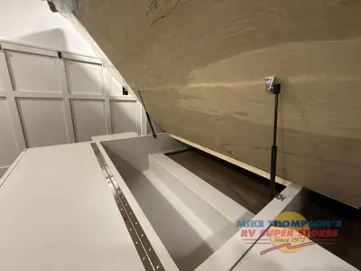 2026 Grand Design Solitude photo 39