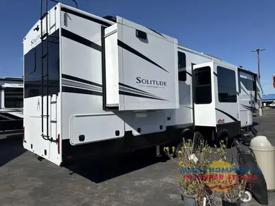 2026 Grand Design Solitude photo 8