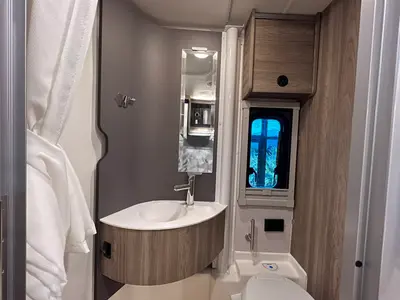 2027 Winnebago Ekko photo 16