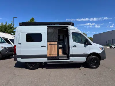 2027 Winnebago Revel photo 13