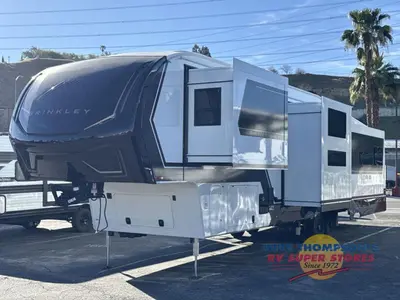 2026 Brinkley Model Z photo 11