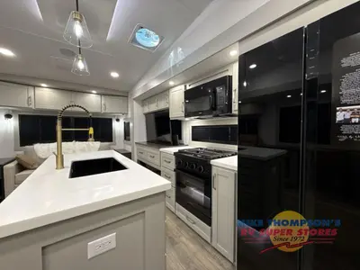 2026 Brinkley Model Z photo 27