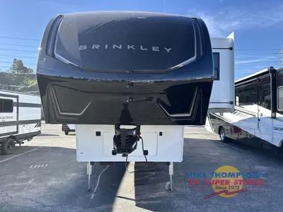 2026 Brinkley Model Z photo 3
