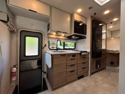 2027 Thor Motor Coach Chateau photo 9