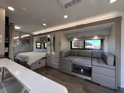 2027 Entegra Coach Odyssey photo 8