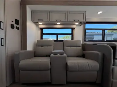 2027 Entegra Coach Odyssey photo 9