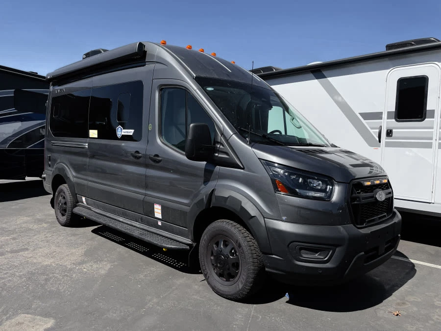 2027 Thor Motor Coach Talavera exterior