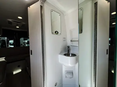 2027 Thor Motor Coach Tellaro photo 14