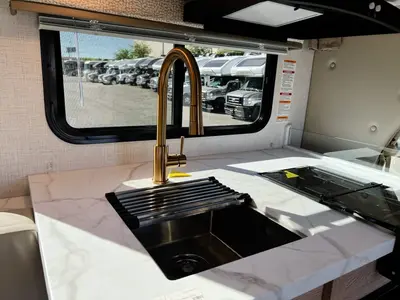 2027 Thor Motor Coach Chateau photo 10