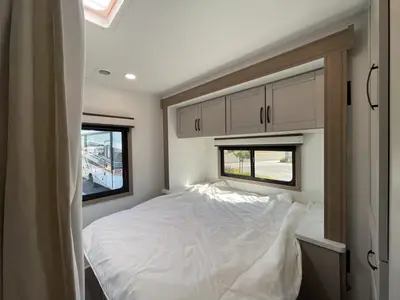2027 Entegra Coach Odyssey SE photo 16