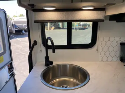 2027 Entegra Coach Odyssey SE photo 13