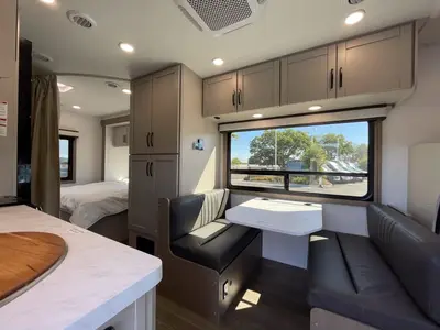 2027 Entegra Coach Odyssey SE photo 8