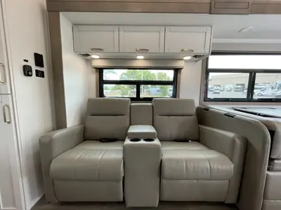 2027 Entegra Coach Odyssey photo 9