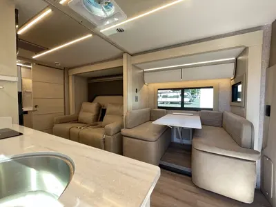 2027 Tiffin Motorhomes Wayfarer photo 6