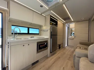 2027 Tiffin Motorhomes Wayfarer photo 9
