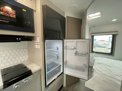2027 Entegra Coach Odyssey SE photo 14