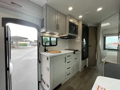 2027 Entegra Coach Odyssey SE photo 10