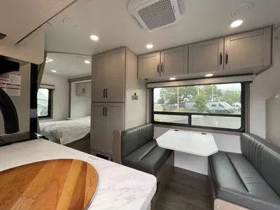 2027 Entegra Coach Odyssey SE photo 8