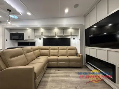 2026 Brinkley Model Z photo 21