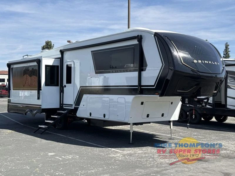2026 Brinkley Model Z exterior