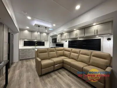2026 Brinkley Model Z photo 18