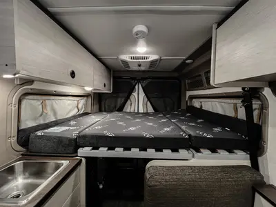 2027 Winnebago Solis Pocket photo 12