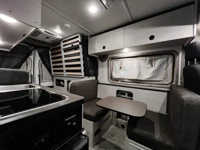 2027 Winnebago Solis Pocket photo 5
