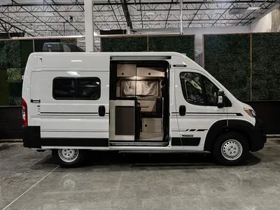2027 Winnebago Solis Pocket photo 13