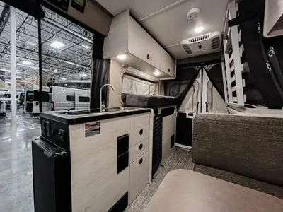 2027 Winnebago Solis Pocket photo 7