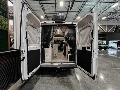 2027 Winnebago Solis Pocket photo 15