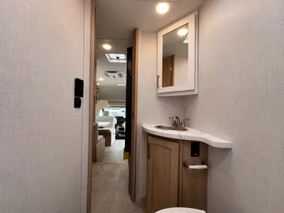 2027 Thor Motor Coach Chateau photo 18