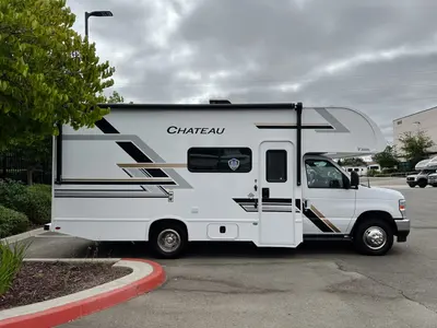 2027 Thor Motor Coach Chateau photo 19