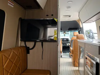 2027 Entegra Coach Insignia photo 6