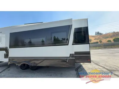 2026 Brinkley Model Z photo 6