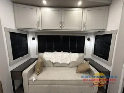 2026 Brinkley Model Z photo 22