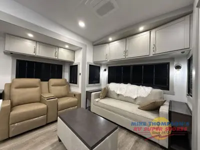 2026 Brinkley Model Z photo 19