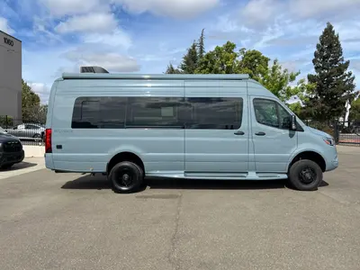 2027 Entegra Coach Insignia photo 16